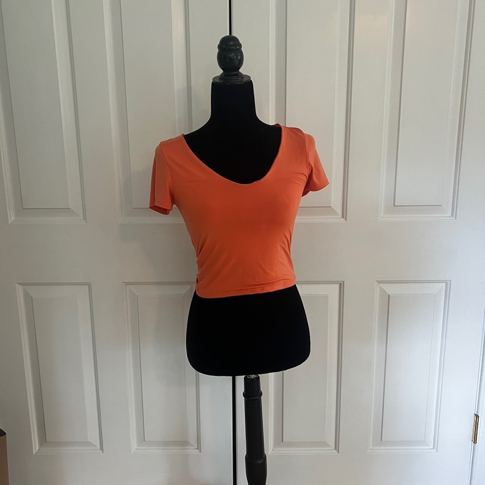 Orange Fitted Crop T-Shirt with Short Sleeves